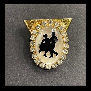 Sweethearts Cameo Bolo Slide